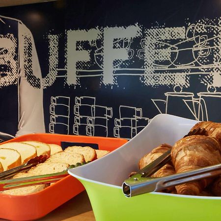 Ibis Budget Lyon Est Chaponnay Exterior foto