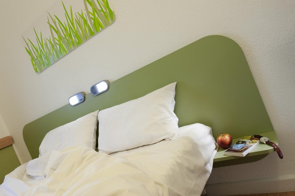 Ibis Budget Lyon Est Chaponnay Habitación foto