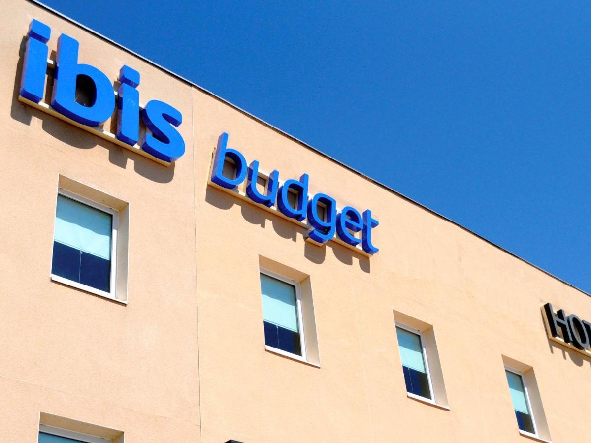 Ibis Budget Lyon Est Chaponnay Exterior foto